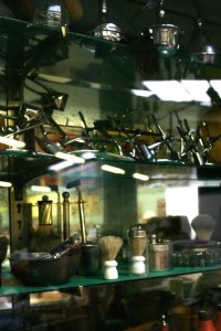photo anciens outils coiffeur